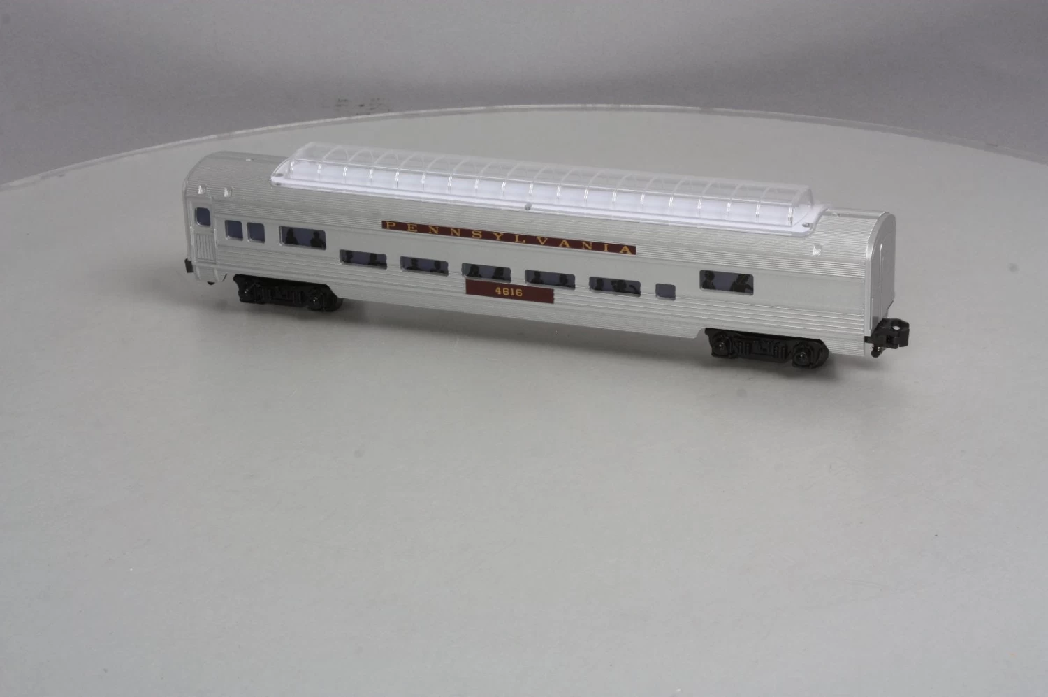 American Flyer 6-49959 S Scale Pennyslvania Streamline Full Vista Dome Car 9 American Flyer 6-49959 S Scale Pennyslvania Streamline Full Vista Dome Car - Image 7