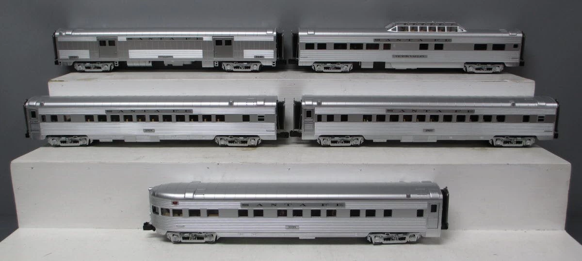 MTH 20-65230 O Santa Fe 70' Streamlined Ribbed Passenger Car Set (Set Of 5) 4 MTH 20-65230 O Santa Fe 70' Streamlined Ribbed Passenger Car Set (Set Of 5) - Image 2